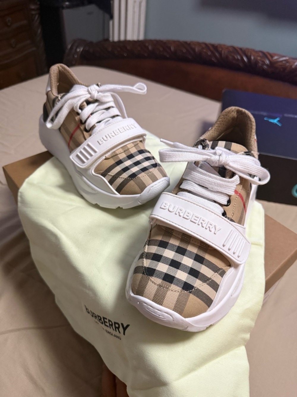 Burberry Beige Check Low-Top Sneaker with White Leather - Picture 3 of 5